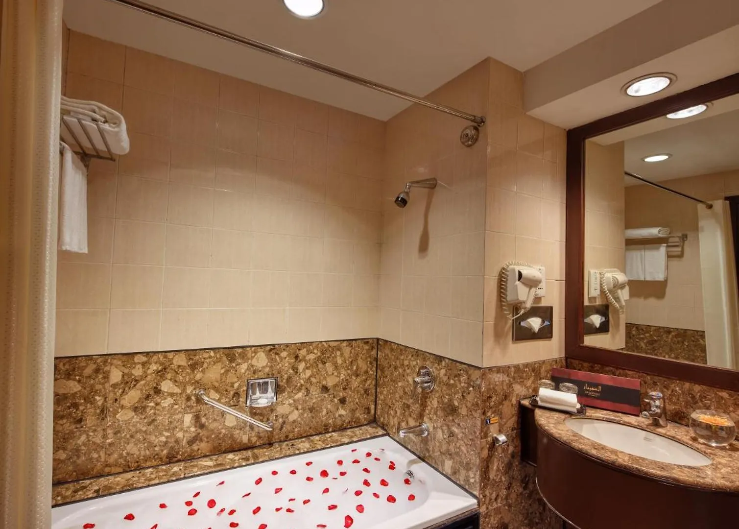 Mardhiyyah Hotel And Suites Shah Alam